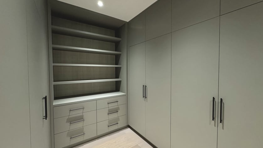 ROYAL | Kitchen and Closets Inc.